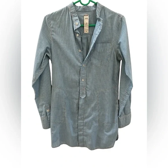 Free People long button down shirt dress blue gingham style size Large - Picture 14 of 15